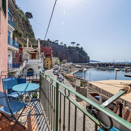 פיאנו די סורנטו Casa Mariarosa - Seaside Apartment With Balcony מראה חיצוני תמונה
